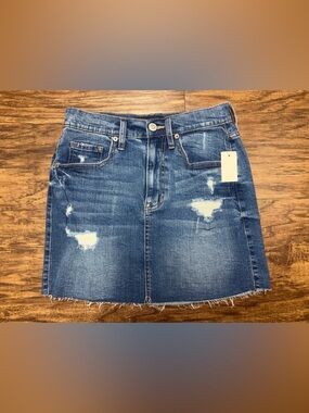 Aeropostale High Rise Skirt Size 4 NWT